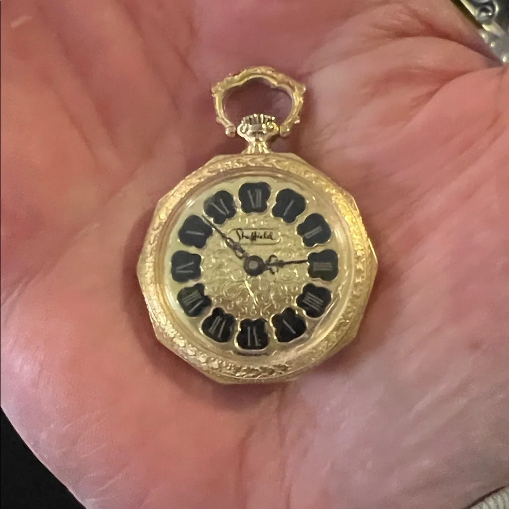 Vintage Ladies Sheffield Gold Black Swiss Made Pendant Pocket Watch Floral Case